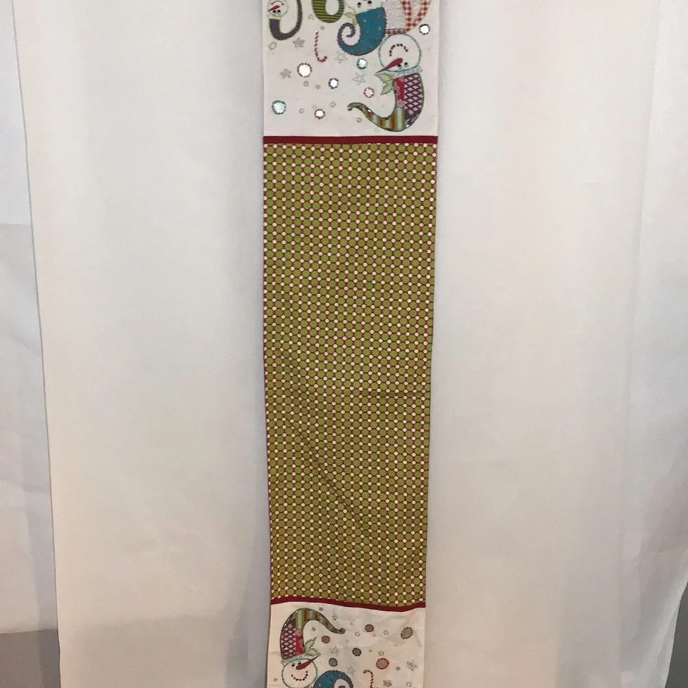 Pier 1 Imports Embellished Embroidered Table Runner 13
